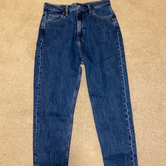 Gap High Rise Mom Jeans - Picture 2 of 2